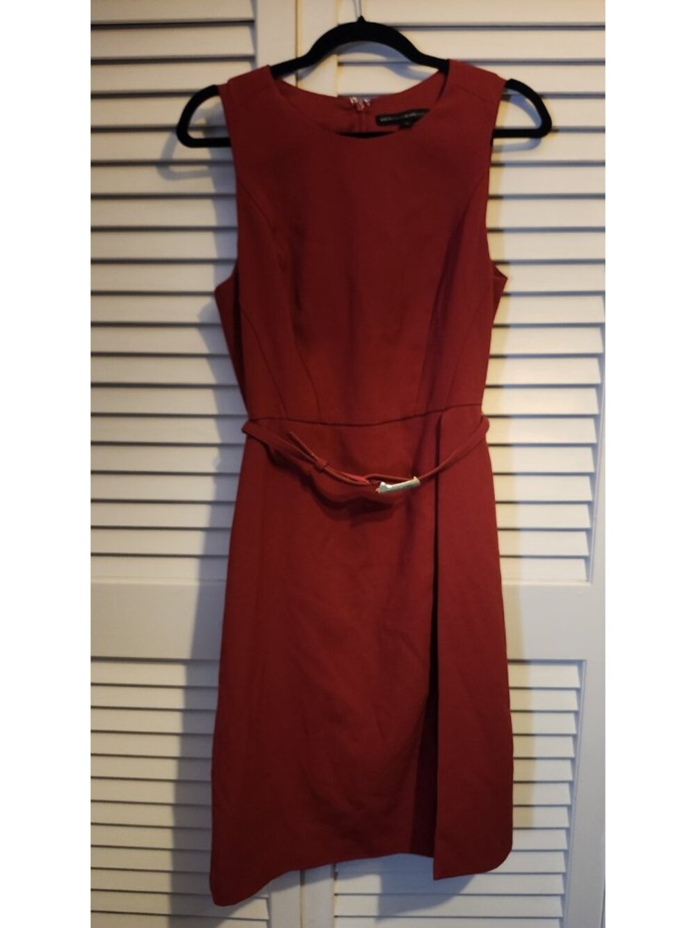 Sz 8 White House Black Market Red Lined Sheath Belted Dress Sleeveless